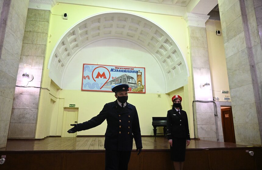 В Москве прошли ночные экскурсии по метро и отелю "Националь" 1 фото