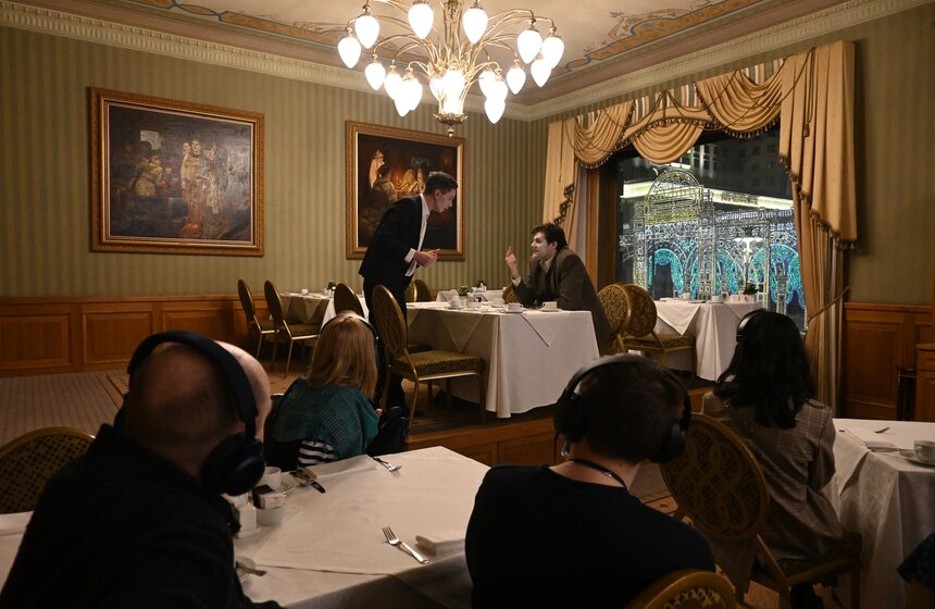 В Москве прошли ночные экскурсии по метро и отелю "Националь" 24 фото