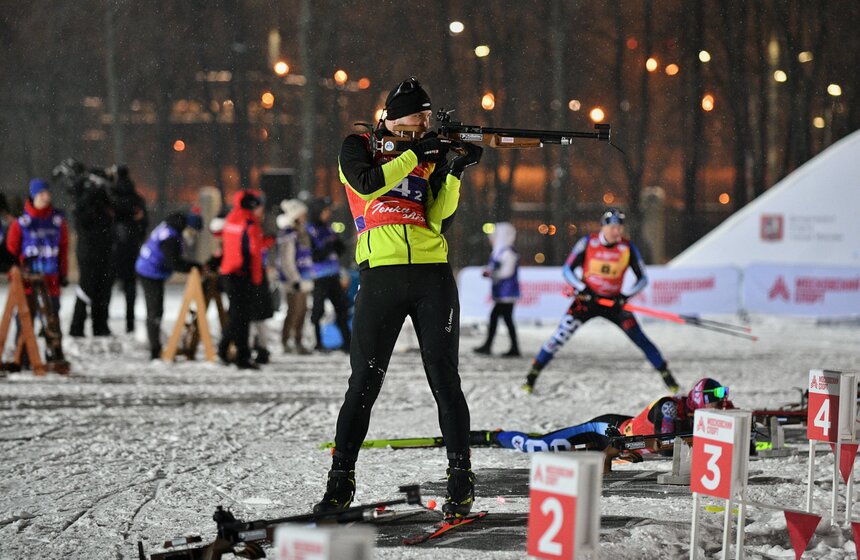 Соревнования по биатлону "Гонка звезд" прошли в Лужниках 23 фото