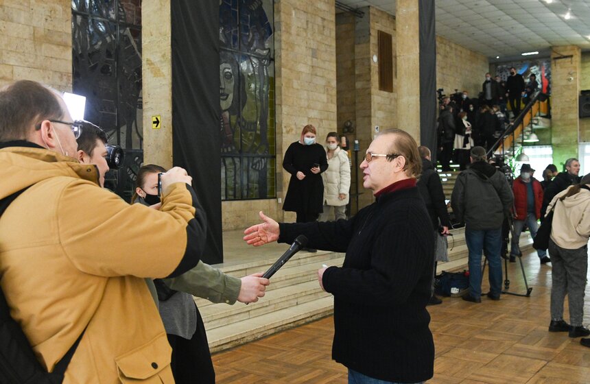 В Москве простились с режиссером Виктором Мережко 17 фото