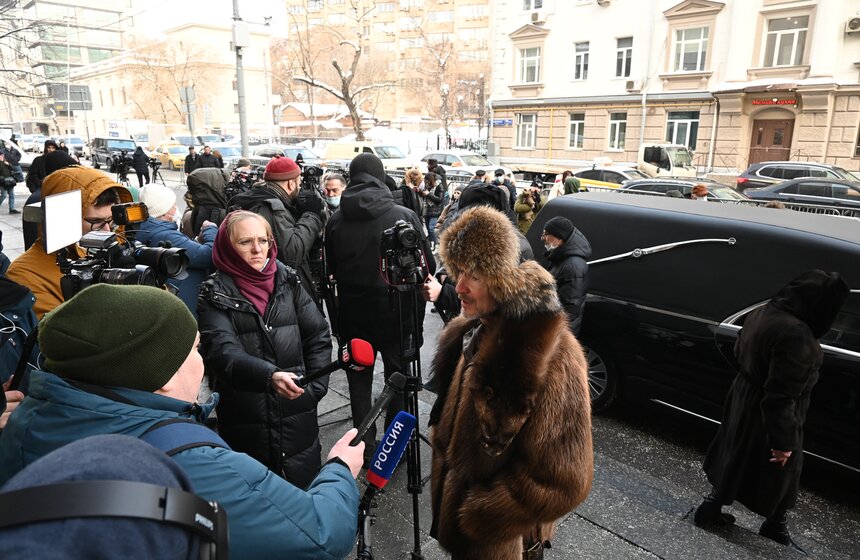 В Москве простились с режиссером Виктором Мережко 25 фото