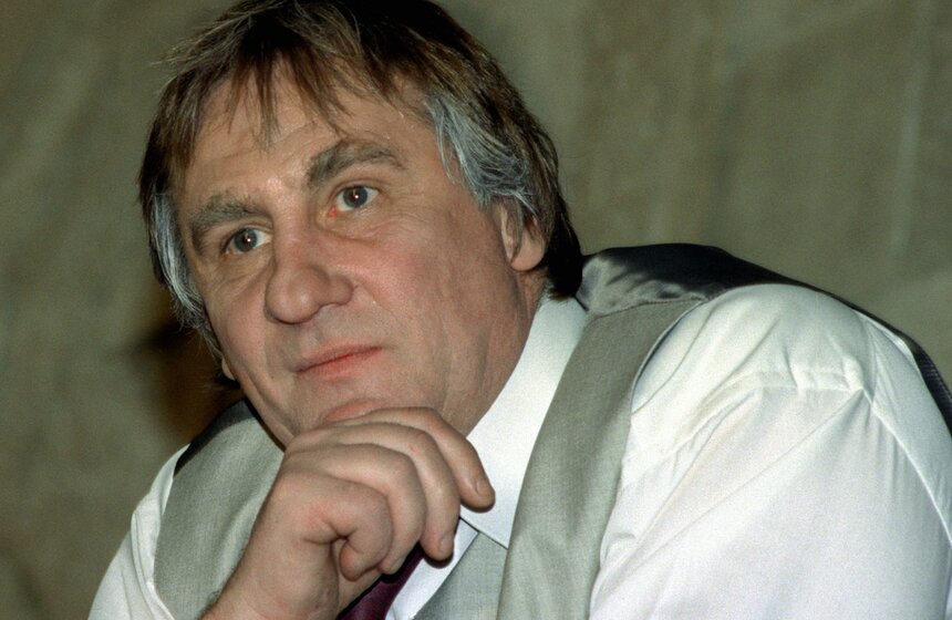 Жерару Депардье исполнилось 65 лет 5 фото