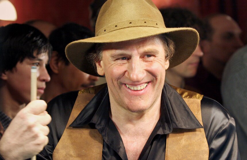 Жерару Депардье исполнилось 65 лет 7 фото