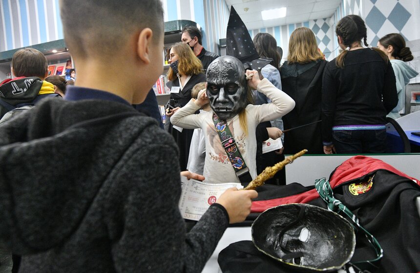 VIII Международная книжная ночь Гарри Поттера прошла в Москве 3 фото