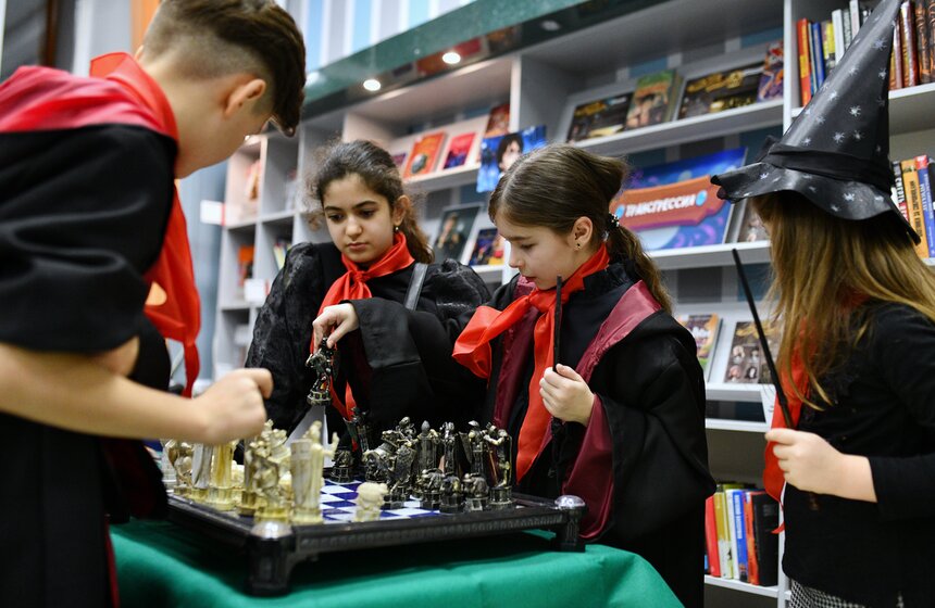 VIII Международная книжная ночь Гарри Поттера прошла в Москве 18 фото