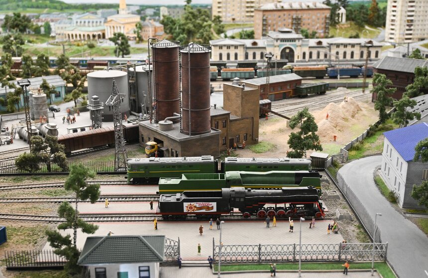 Москвичам показали музей-диораму "Царь-макет" 16 фото