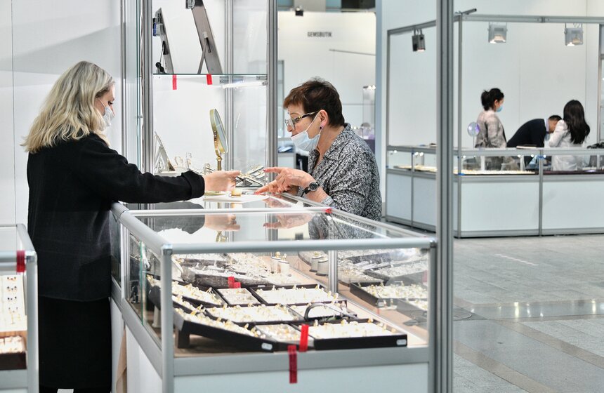 В Гостином дворе открылась ювелирная выставка Junwex Premium 17 фото