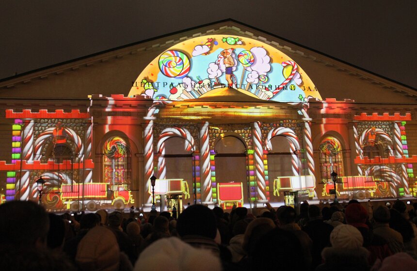 В ВК "Манеж" открылось аудиовизуальное 3D-шоу "Сны Москвы" 1 фото