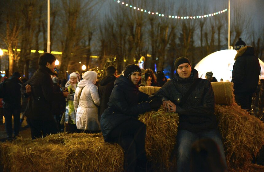 В парке Горького показали рождественскую сказку 15 фото