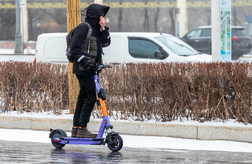 В Москве прошел снегопад 4 фото