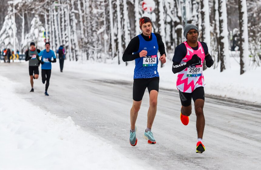 В Москве открылся сезон шоссейных забегов 14 фото