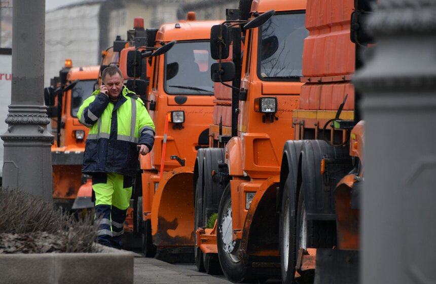 Столичные коммунальщики подготовились к новым осадкам 14 фото
