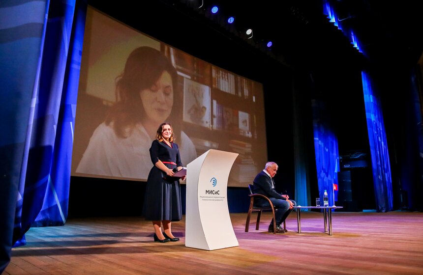 Акция "Тотальный диктант" прошла в 500 населенных пунктах России 1 фото