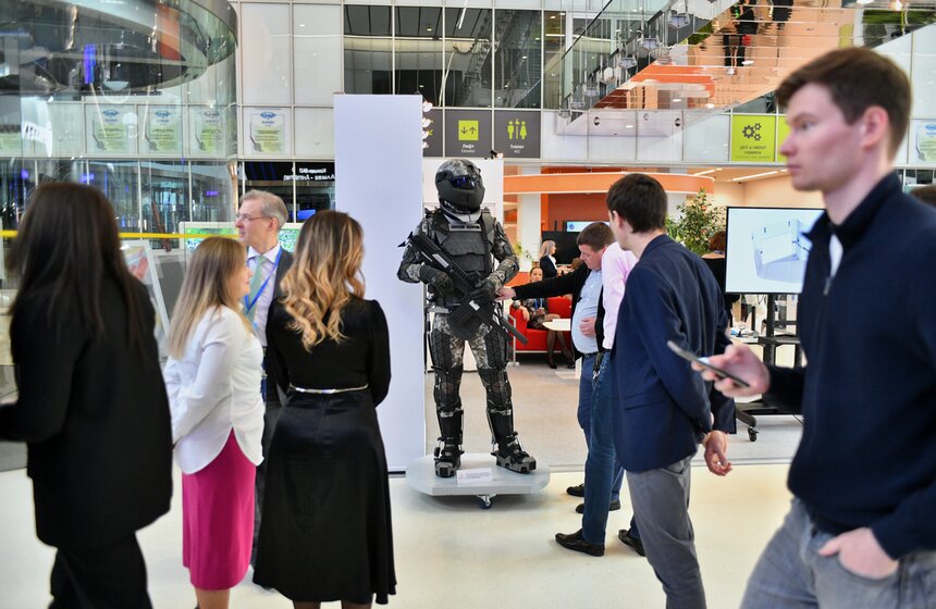 В Москве открылся форум-выставка "ГОСЗАКАЗ-2022" 11 фото