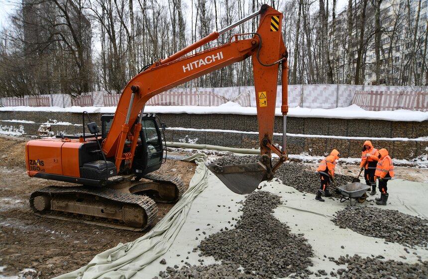 В Москве продолжается реконструкция Медведковского пруда 6 фото
