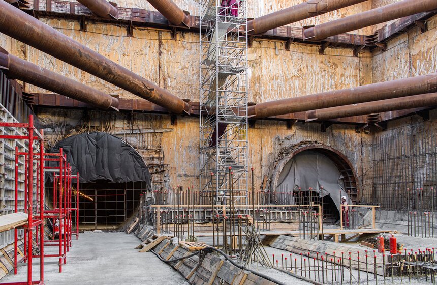 Собянин осмотрел строящуюся станцию метро "Лианозово" 13 фото