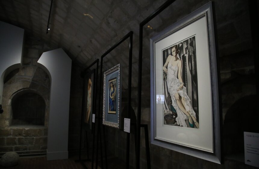 В "Зарядье" открылась выставка "Амазонки русского зарубежья" 7 фото