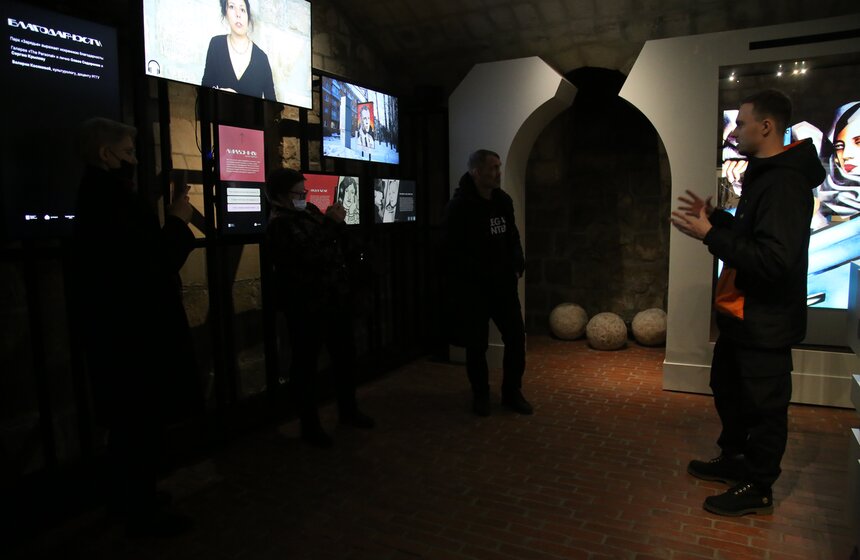 В "Зарядье" открылась выставка "Амазонки русского зарубежья" 5 фото