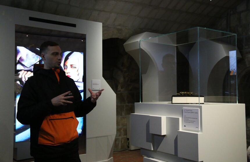 В "Зарядье" открылась выставка "Амазонки русского зарубежья" 6 фото