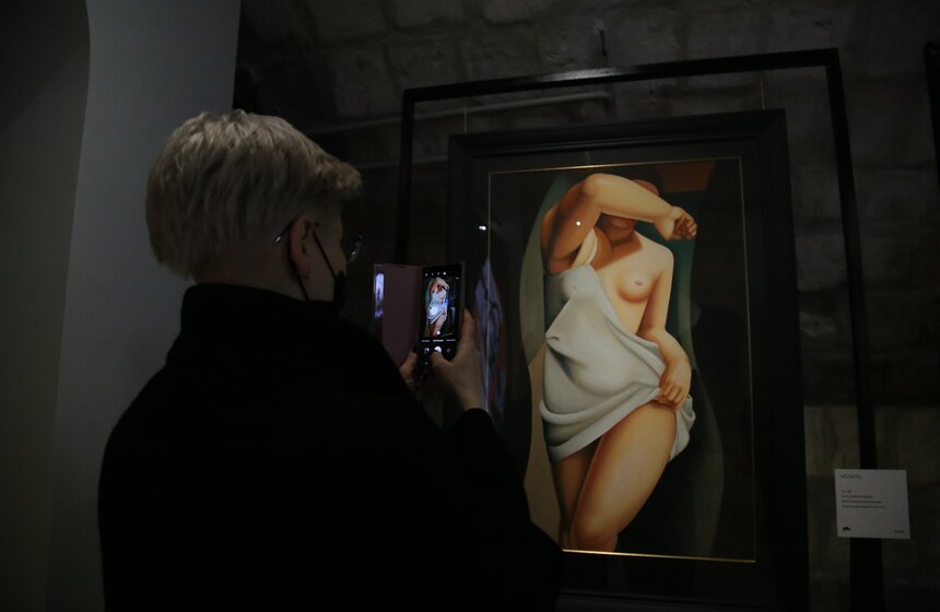 В "Зарядье" открылась выставка "Амазонки русского зарубежья" 10 фото