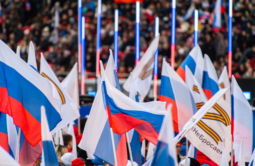 В "Лужниках" прошел концерт-митинг в честь Дня воссоединения Крыма с Россией 2 фото