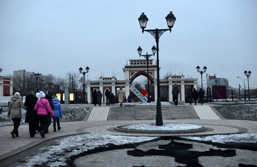 "Куда сходить в новогодние праздники": парк "Царицыно" 4 фото