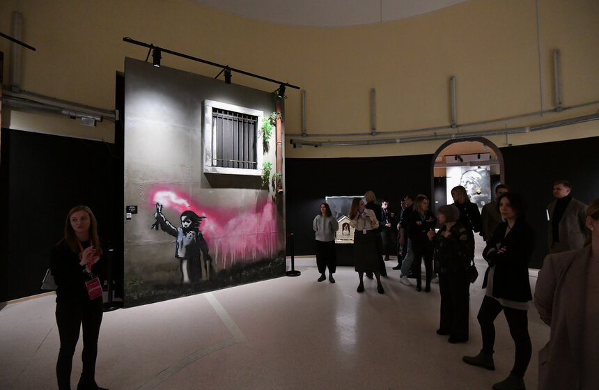 Выставка "Найти Бэнкси" проходит на ВДНХ 12 фото