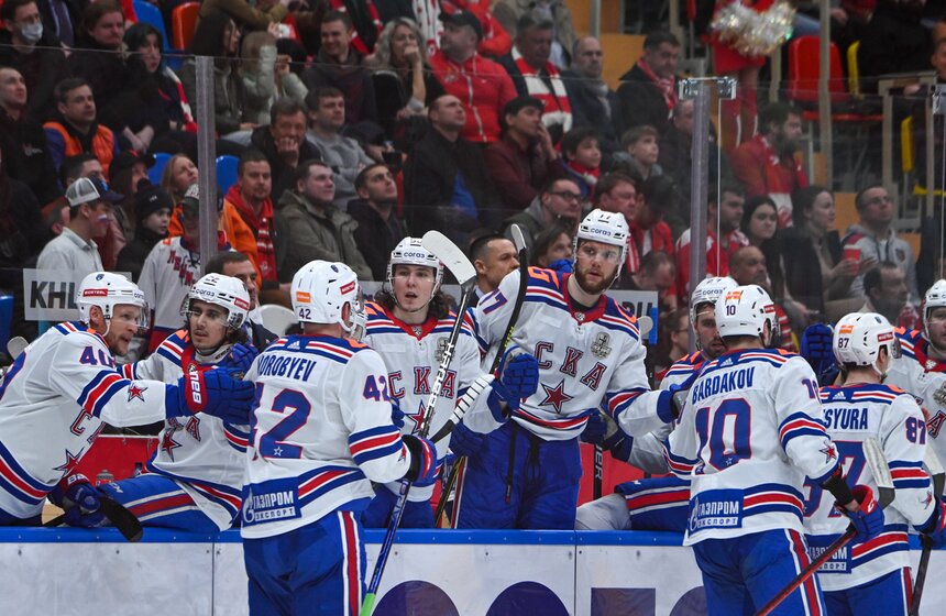 СКА вышел вперед в серии второго раунда плей-офф КХЛ со "Спартаком" 9 фото
