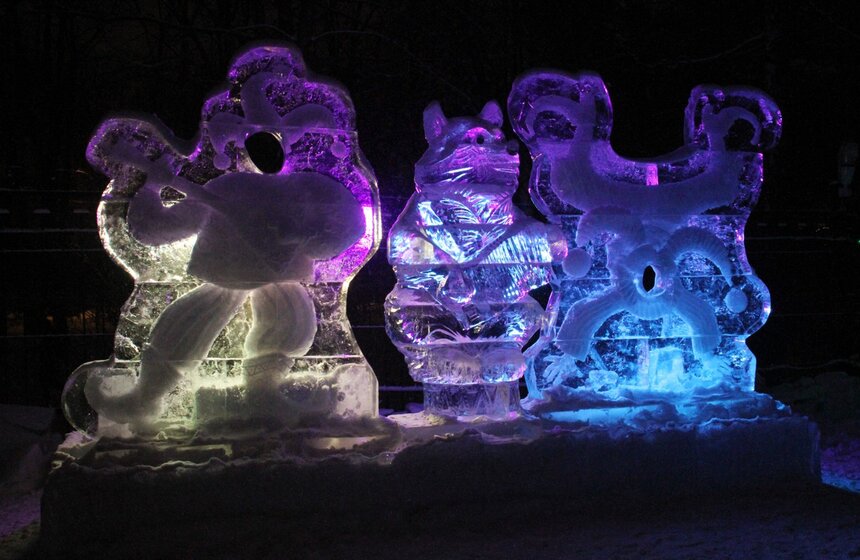 В Сокольниках открылся ледяной город "Планета LеD"                 <br />m24.ru/Михаил Сипко