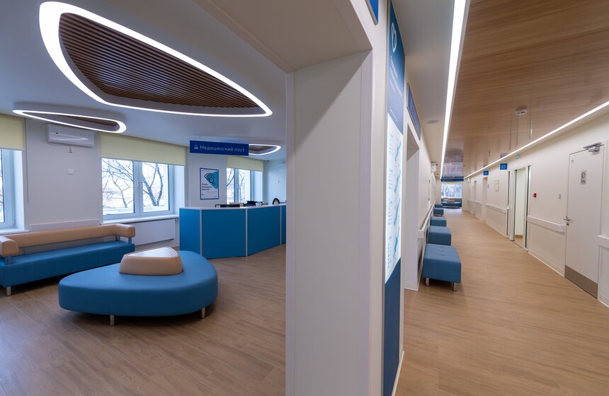 Собянин открыл здание поликлиники № 191 после реконструкции в Гольянове 2 фото