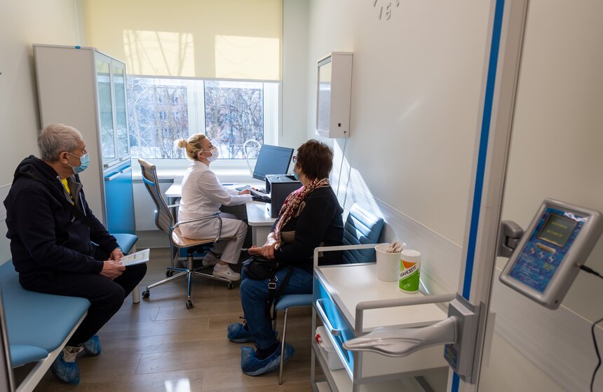 Собянин открыл здание поликлиники № 191 после реконструкции в Гольянове 3 фото