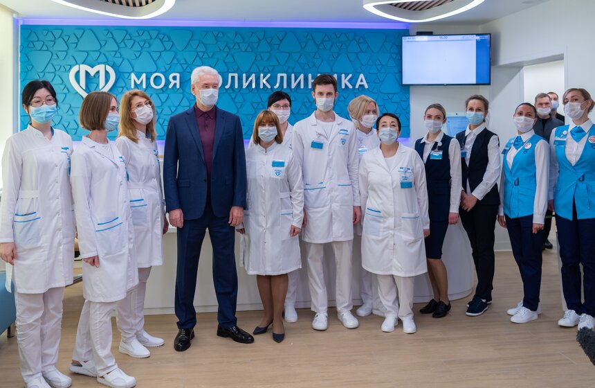 Собянин открыл здание поликлиники № 191 после реконструкции в Гольянове 23 фото