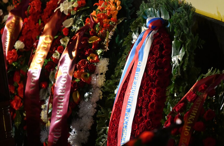 В Москве простились с артисткой Зинаидой Кириенко 15 фото