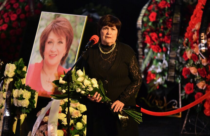 В Москве простились с артисткой Зинаидой Кириенко 20 фото