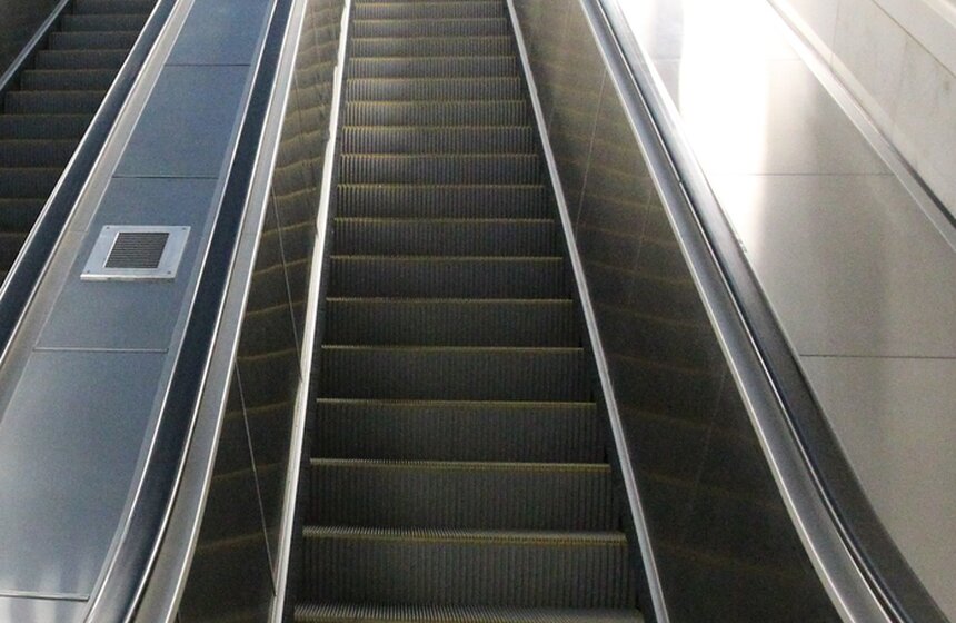 Запущено пробное движение поездов от станции "Деловой центр" 3 фото