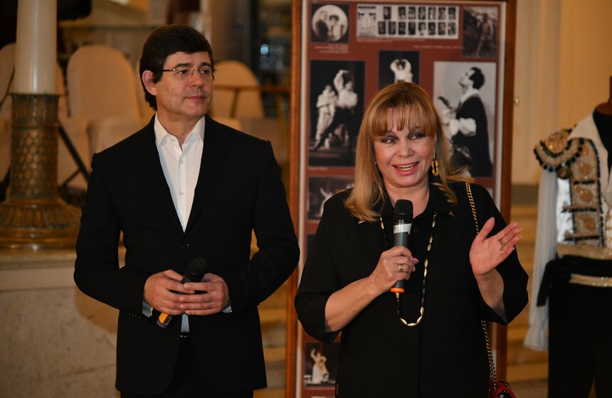 В Театре российской армии установили памятную звезду в честь Владимира Зельдина 4 фото