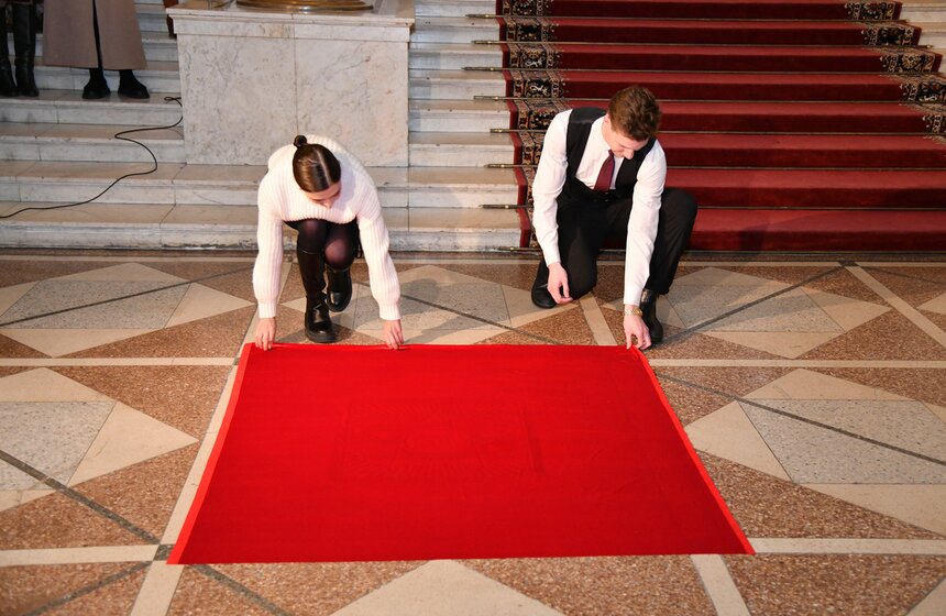 В Театре российской армии установили памятную звезду в честь Владимира Зельдина 1 фото