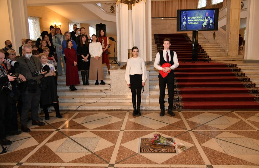В Театре российской армии установили памятную звезду в честь Владимира Зельдина 3 фото