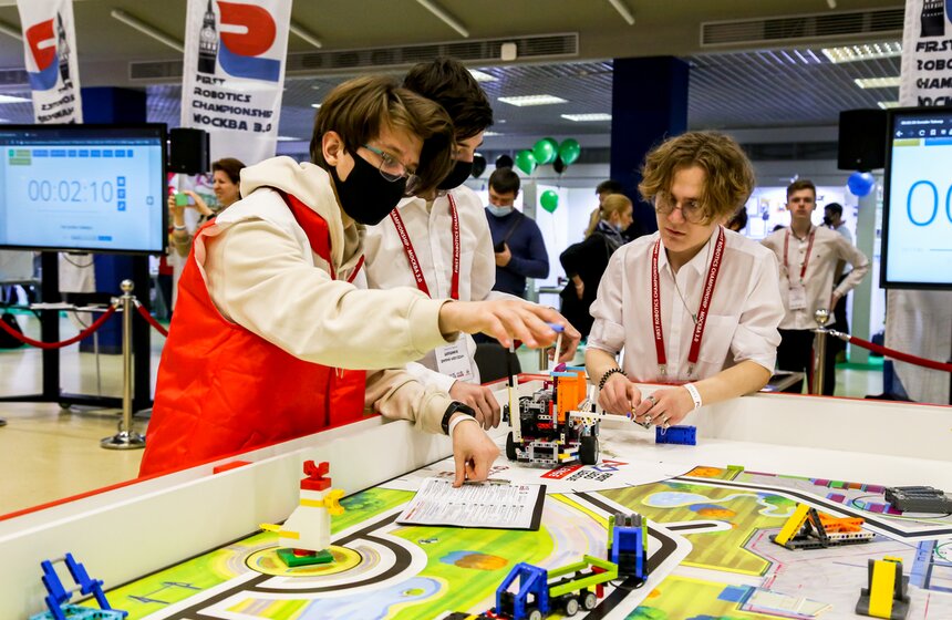 Региональный отборочный чемпионат по робототехнике состоялся в Москве 18 фото
