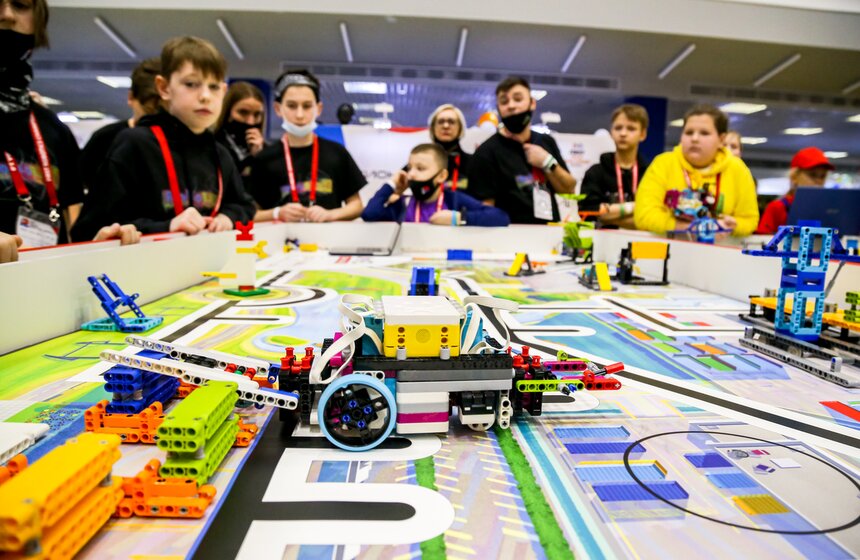Региональный отборочный чемпионат по робототехнике состоялся в Москве 7 фото