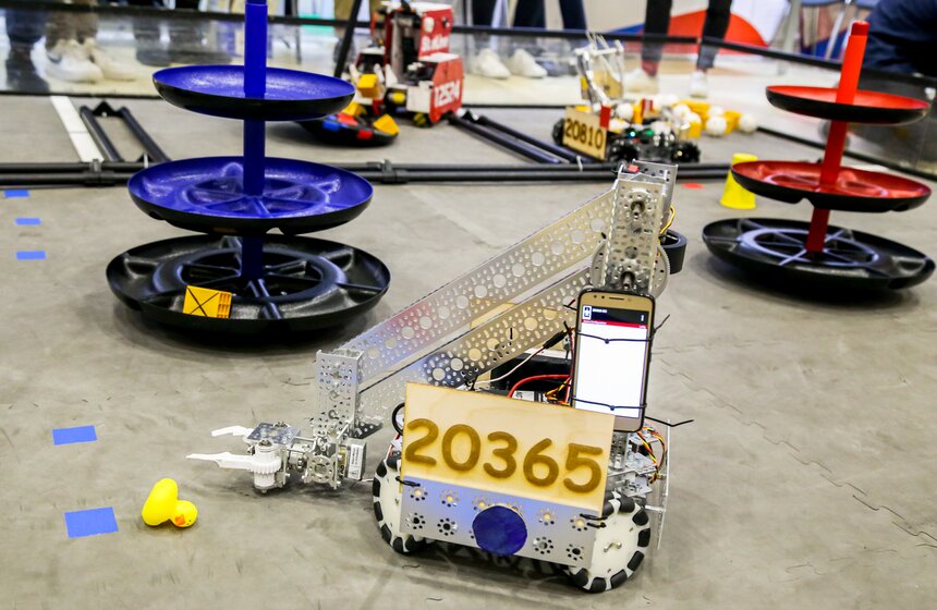 Региональный отборочный чемпионат по робототехнике состоялся в Москве 23 фото