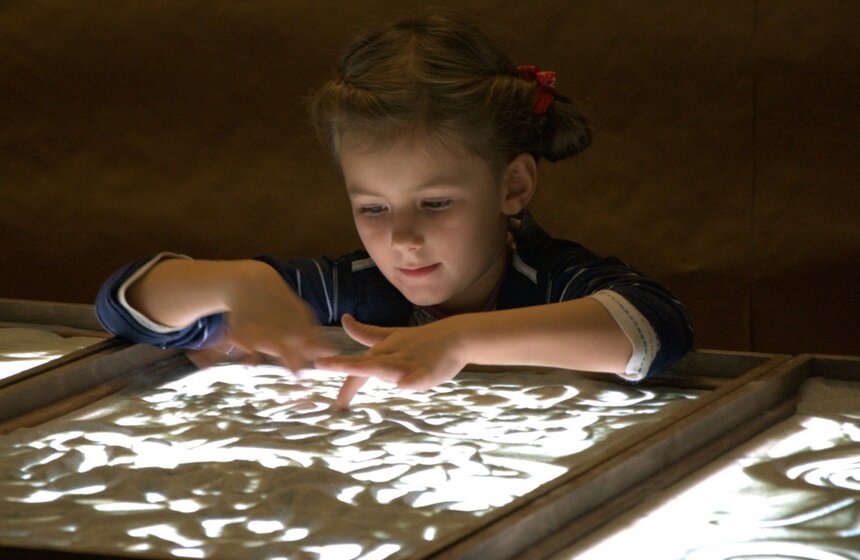 В культурном центре ЗИЛ проходит "Фабрика мультфильмов"                                 <br />m24.ru                                                          <br />http://www.m24.ru/galleries/1203