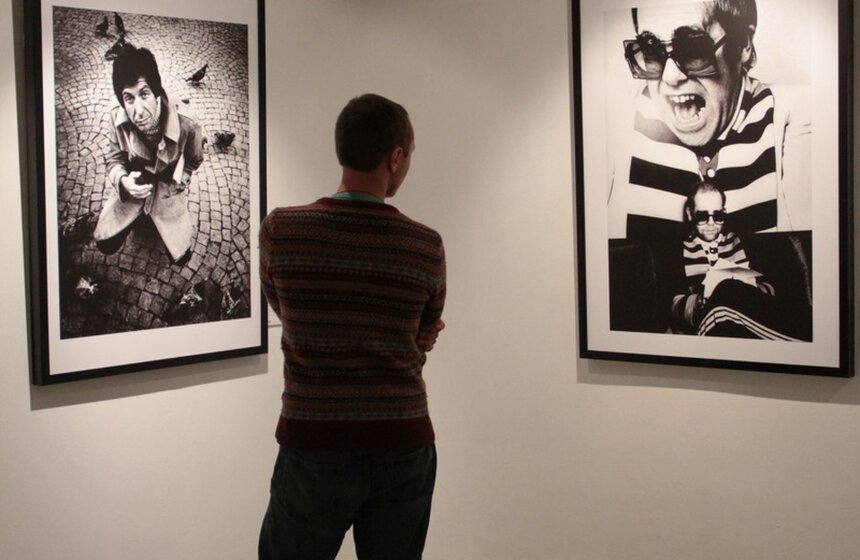 В Москве прошла фотовыставка "От АББЫ до Заппы"                                         <br />m24.ru/Анастасия Самсонова                                      <br />http://www.m24.ru/galleries/1187