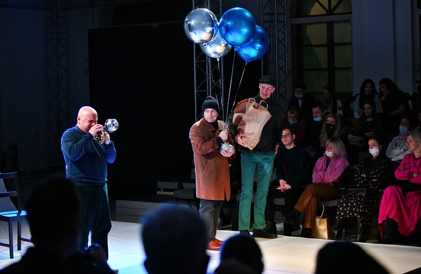 Первый показ в новом театральном пространстве "Арт-платформа" в Москве прошел 16 февраля 22 фото