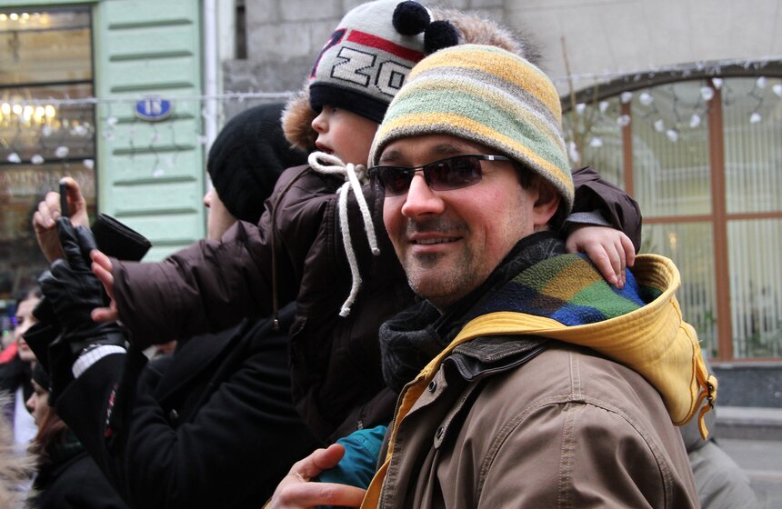 В Москве прошел праздник "Удивительные елки-удивительным детям" 2 фото