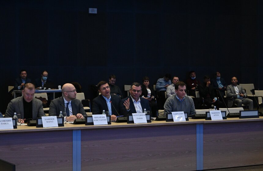 Собаку-робота запустили на месте возведения медцентра в Сколкове 21 фото