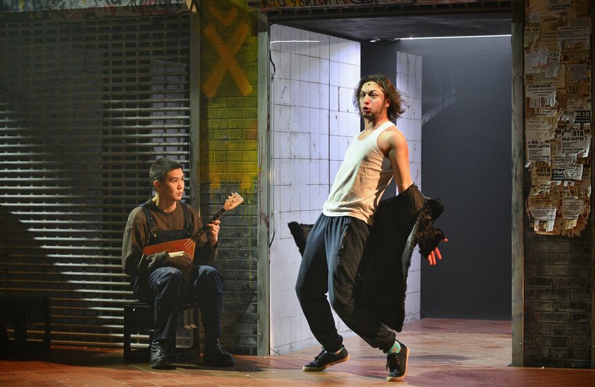 В Театре Романа Виктюка прошла премьера постановки по мотивам "Мертвых душ" Гоголя 19 фото