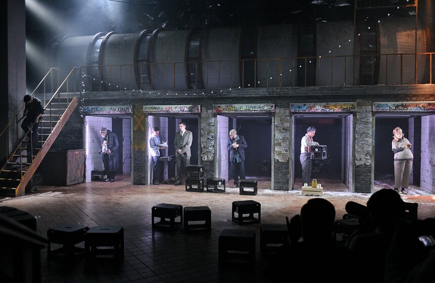 В Театре Романа Виктюка прошла премьера постановки по мотивам "Мертвых душ" Гоголя 29 фото