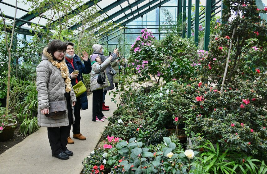 В Москве открылась выставка "Репетиция весны" 19 фото