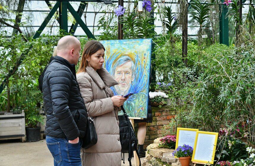 В Москве открылась выставка "Репетиция весны" 21 фото